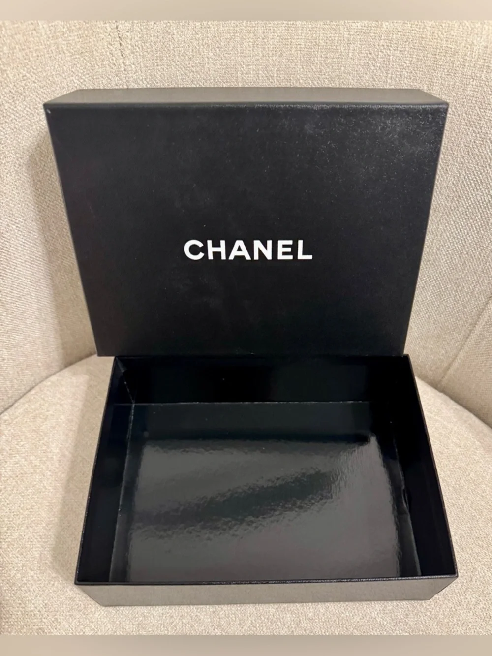 CHANEL Caviar Quilted Large Gusset Flap Wallet Black/Burgund Timeless Classic L-